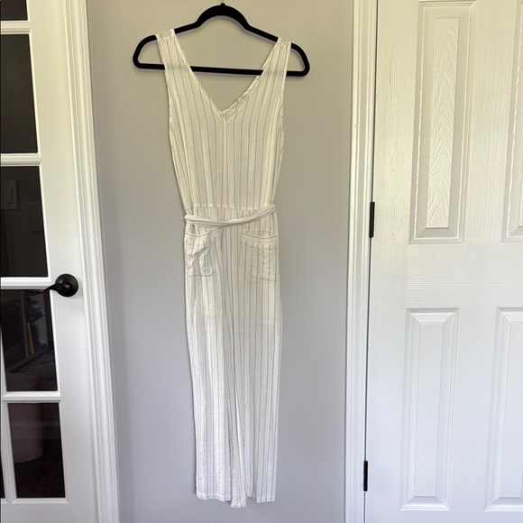 Mystree Pants - Mystree White Striped Jumpsuit Size Small